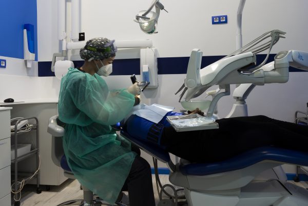 que-nos-diferencia-otras-clinicas-dentales-vigo
